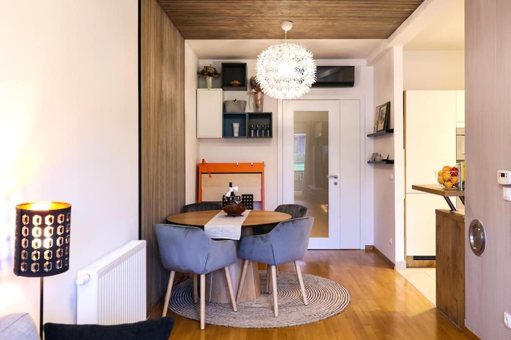 Modern Charm Hideaway Apartamento Zagreb Exterior foto